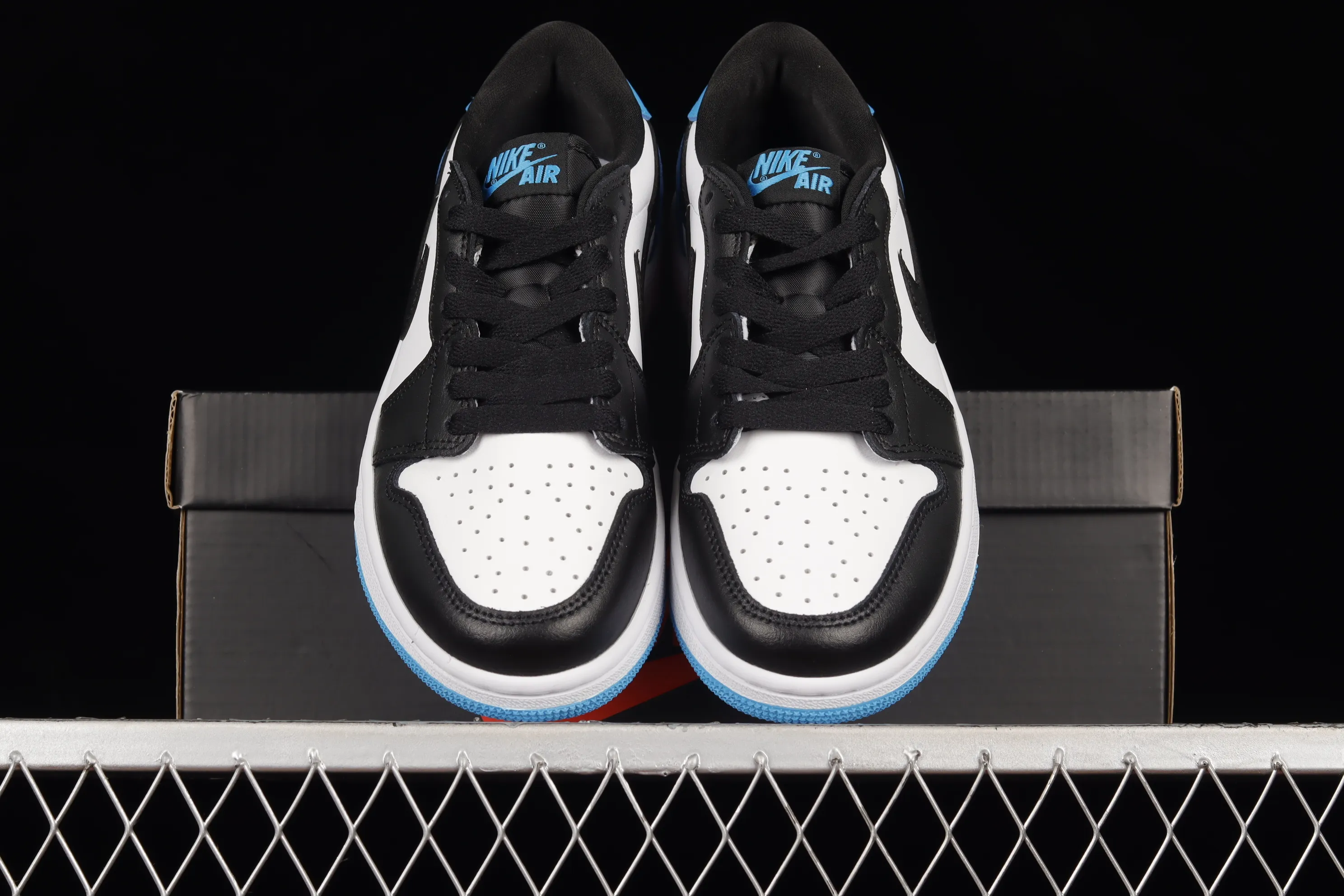 All categories Air Jordan Jordan series basketball shoes Air Jordan 1 Low Z version Air Jordan 1 Low "UNC" AJ1 Joe 1 blue and white low-top casual sneakers CZ0790-104